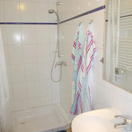 شقة 1-raum-appartement Ostseetraum Mit Terrasse Karlshagen